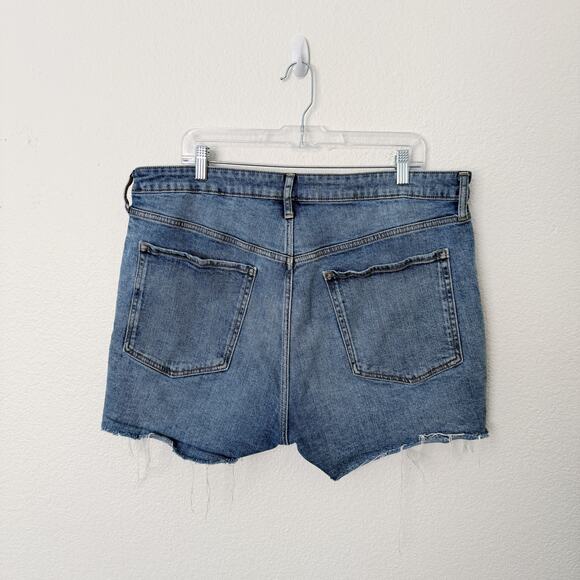 [Old Navy] O.G. Short High Rise Distressed Mid Wash Cut Off Denim Shorts Size 18 - Picture 3 of 10